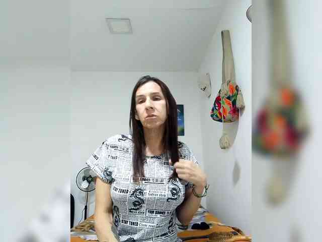 maja26 Live Webcam on BongaCams