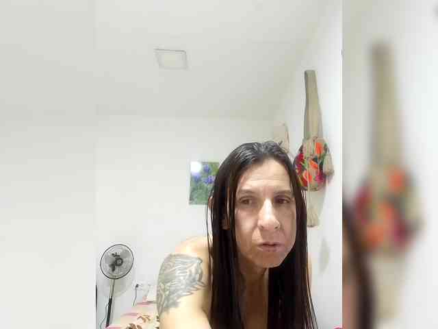 maja26 Live Webcam on BongaCams