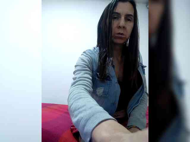 maja26 Live Webcam on BongaCams