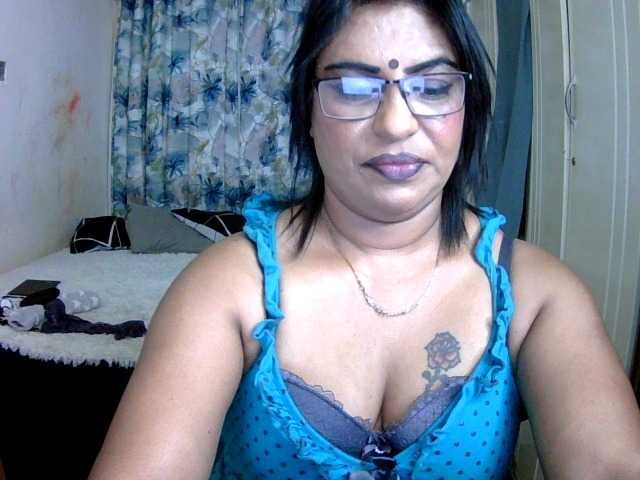 indiandelight001 live webcam show