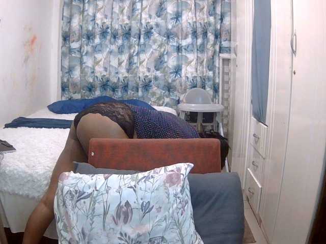 indiandelight001 live cam on BongaCams