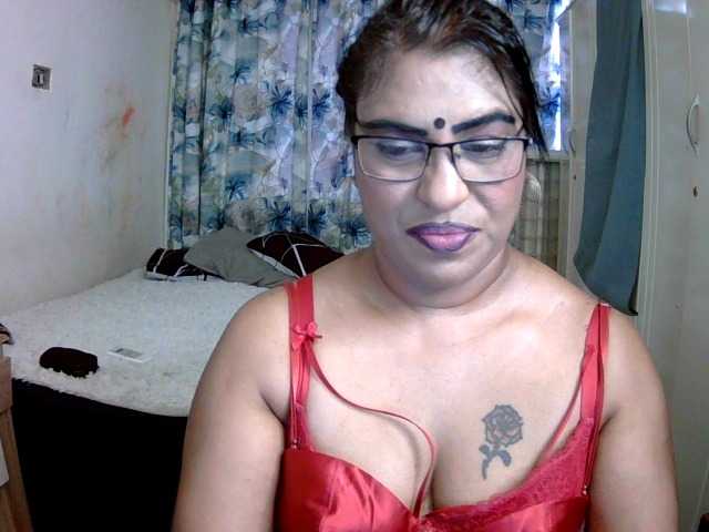 indiandelight001 live webcam show