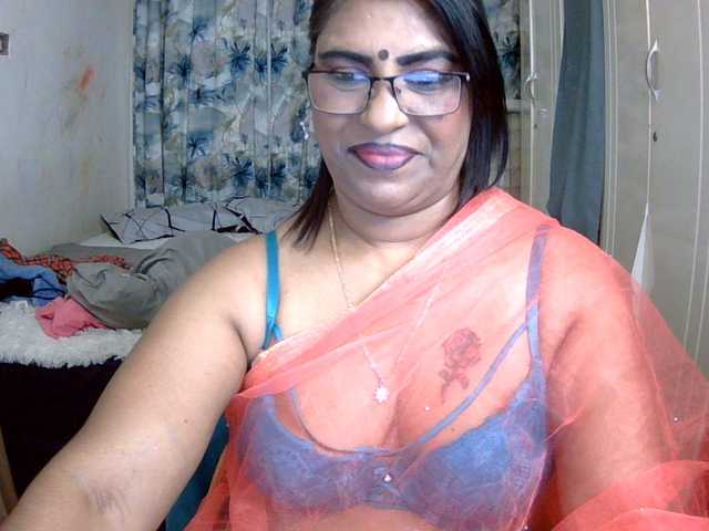 indiandelight001 live webcam show