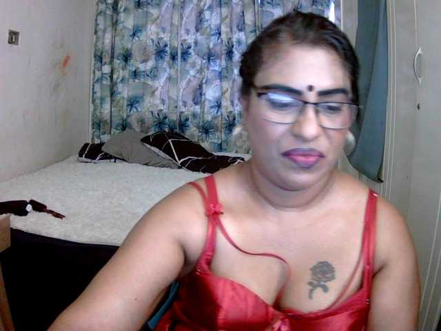 indiandelight001 live webcam show