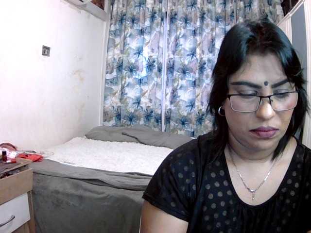 indiandelight001's BongaCams show and profile