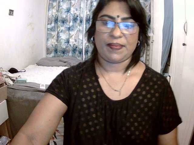 indiandelight001's BongaCams show and profile