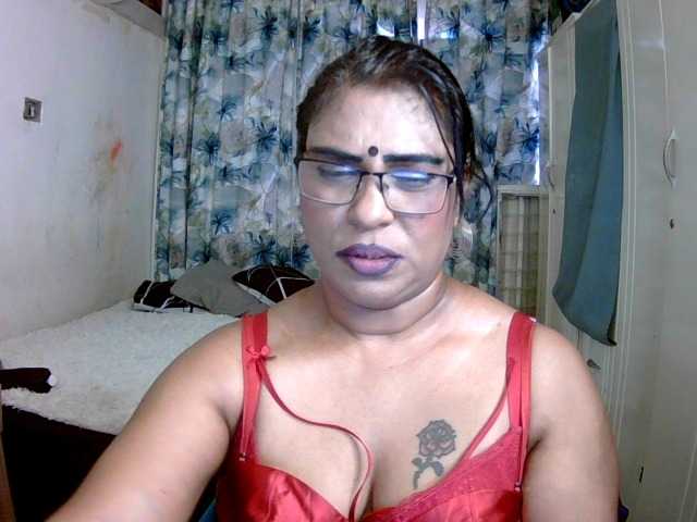 indiandelight001 live webcam show