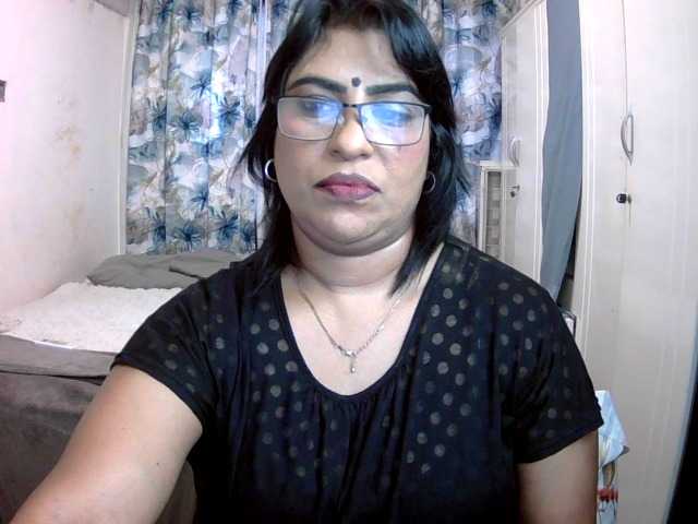 indiandelight001's BongaCams show and profile
