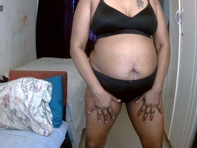 indiandelight001 live cam on BongaCams