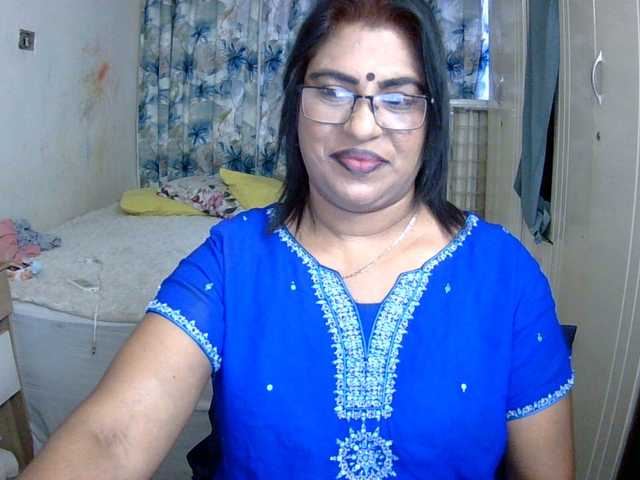 indiandelight001 live webcam show