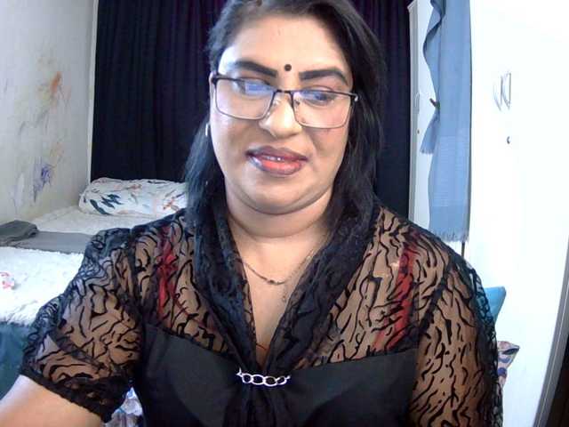 indiandelight001 live cam preview