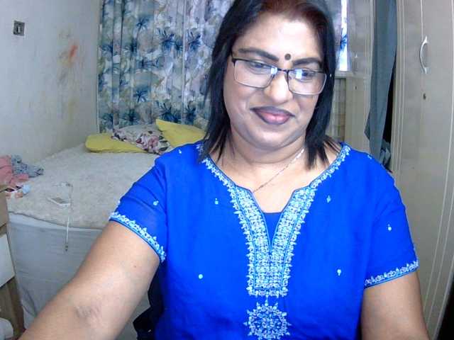 indiandelight001 live webcam show