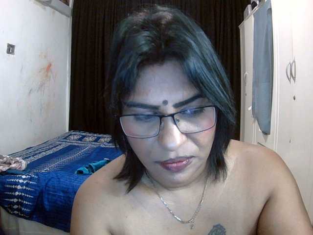 indiandelight001 live cam preview
