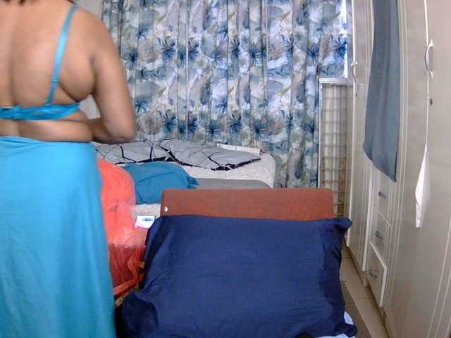 indiandelight001 live webcam show