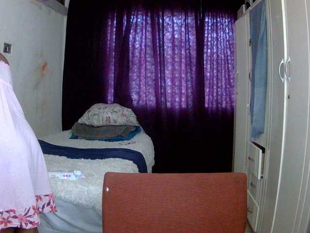 indiandelight001 live cam on BongaCams