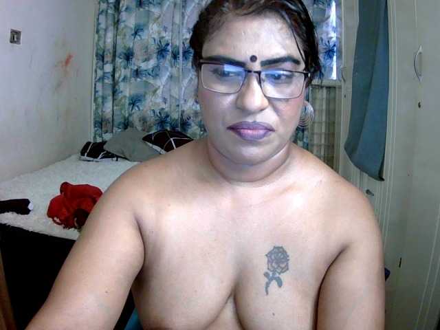 indiandelight001 live webcam show