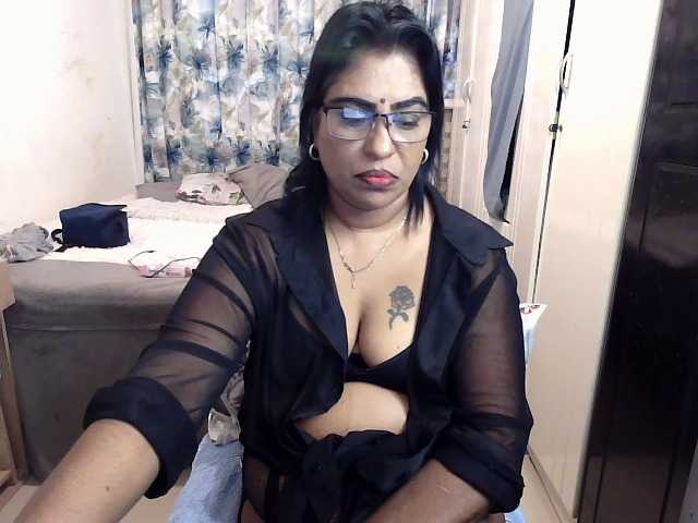 indiandelight001's BongaCams show and profile