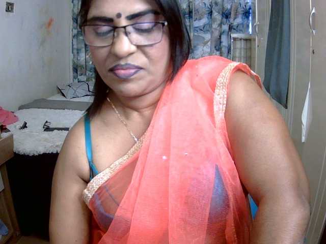 indiandelight001 live webcam show