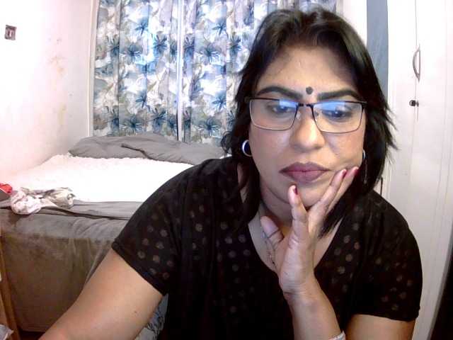 indiandelight001's BongaCams show and profile