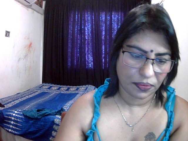 indiandelight001 live cam preview