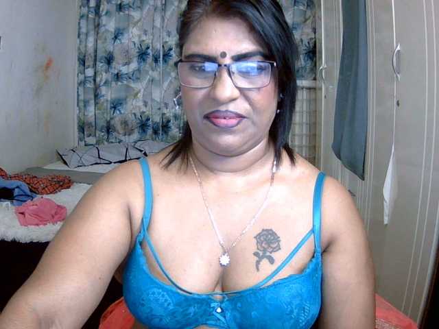 indiandelight001 live webcam show