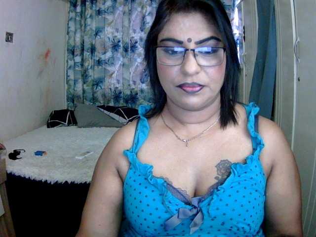 indiandelight001 live webcam show