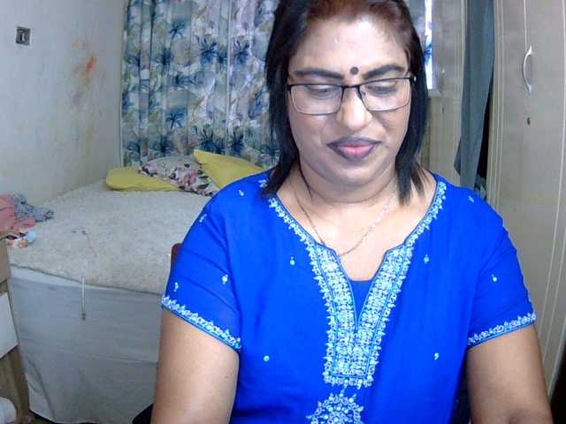indiandelight001 live webcam show