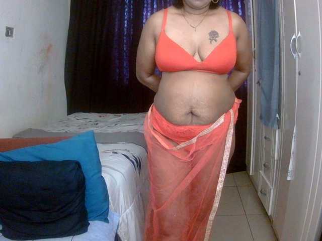 indiandelight001 live cam on BongaCams