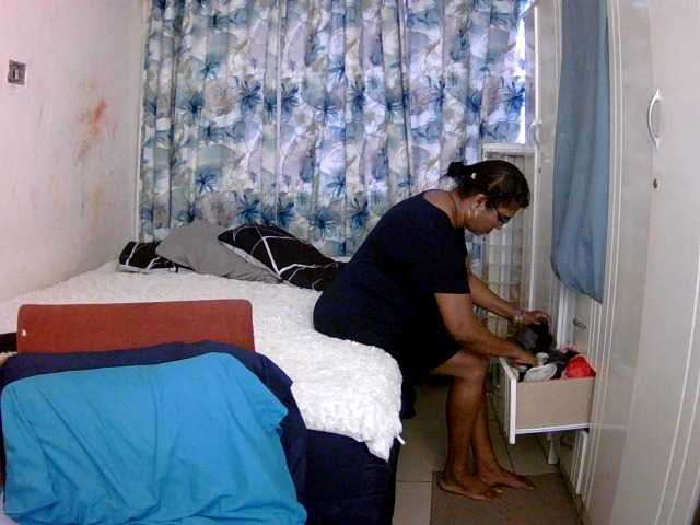 indiandelight001 live webcam show