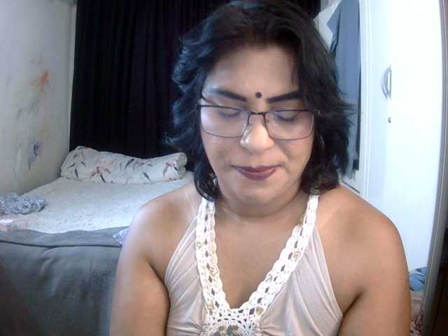 indiandelight001 live cam preview