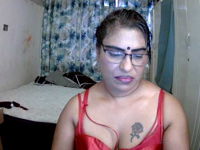 indiandelight001 live webcam show