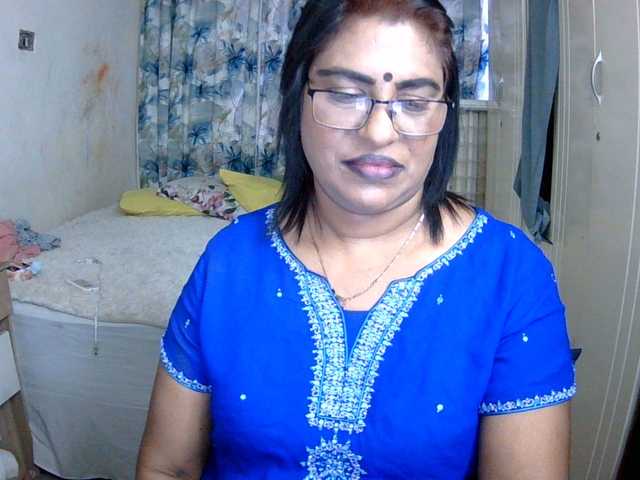 indiandelight001 live webcam show