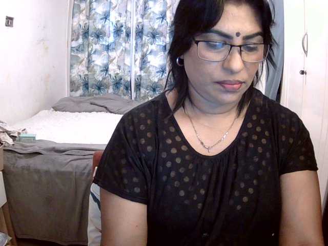 indiandelight001's BongaCams show and profile