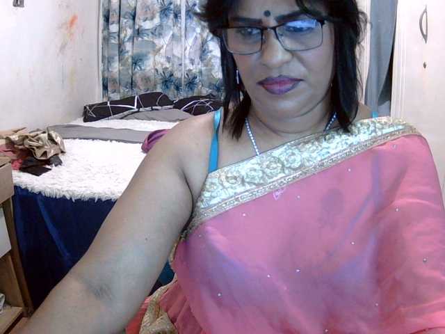 indiandelight001 live cam on BongaCams