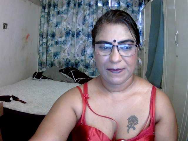 indiandelight001 live webcam show