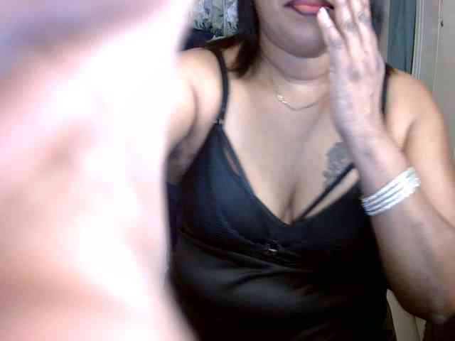 indiandelight001 webcam