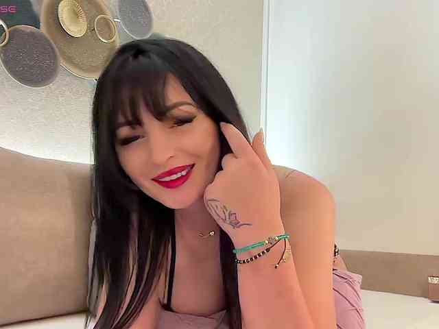 lovecoryna webcam