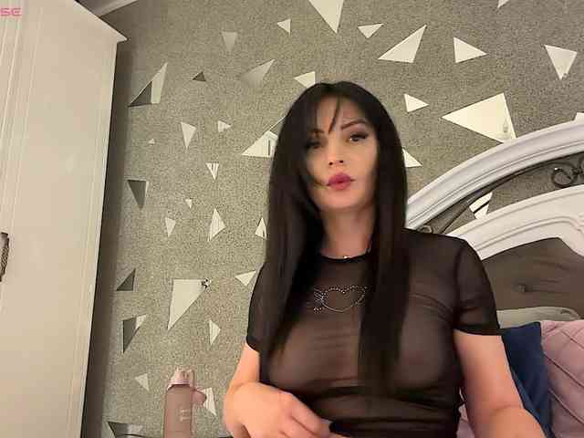 lovecoryna webcam
