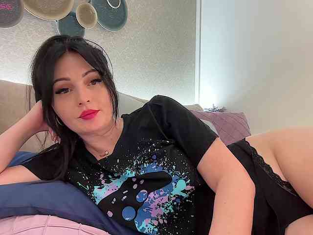 lovecoryna webcam