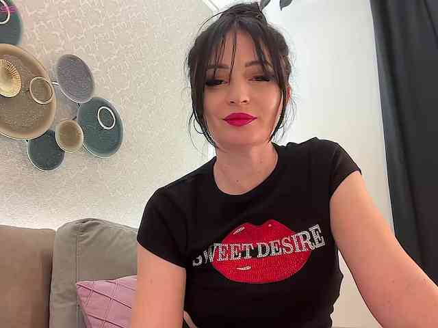 lovecoryna webcam