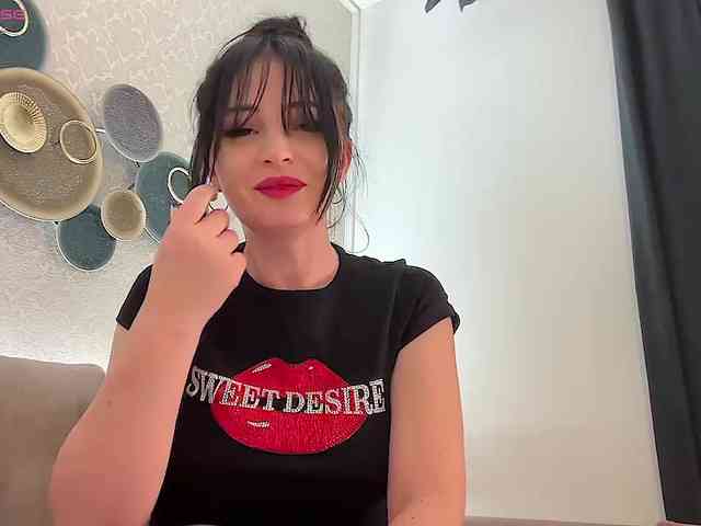 lovecoryna webcam