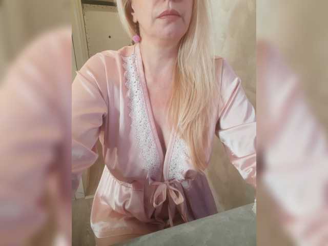 YourSweetMilf live cam preview
