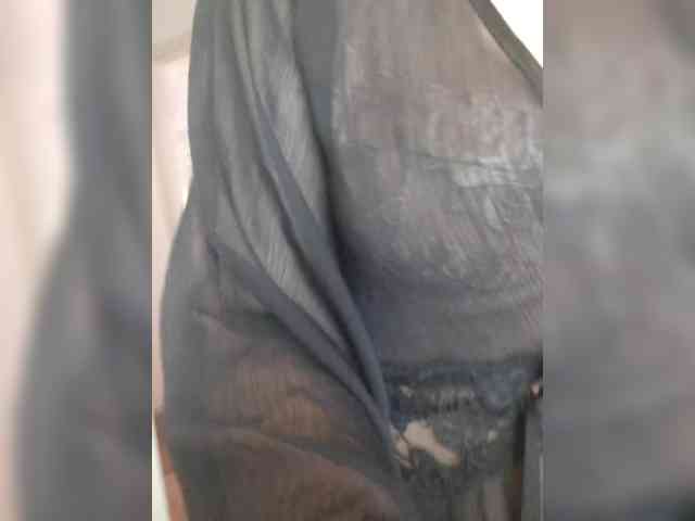 YourSweetMilf webcam