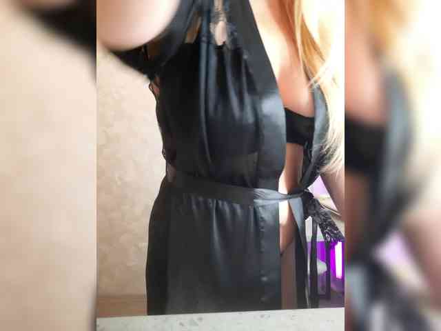 YourSweetMilf webcam
