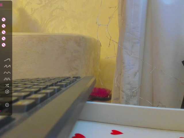 LikaStarrr1