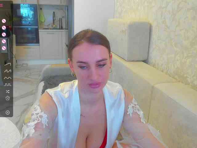 LikaStarrr1