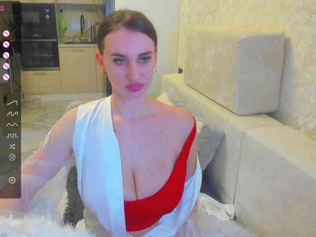 LikaStarrr1