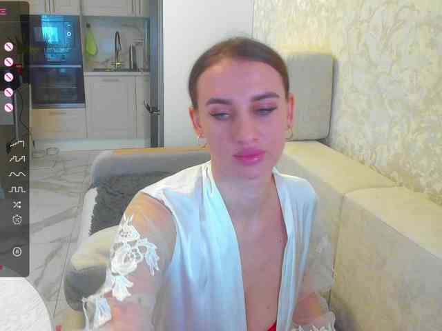 LikaStarrr1