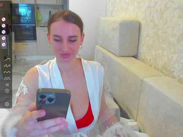 LikaStarrr1