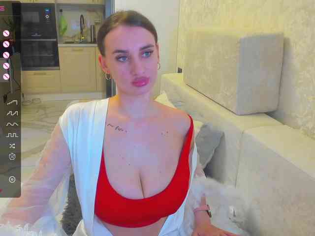LikaStarrr1